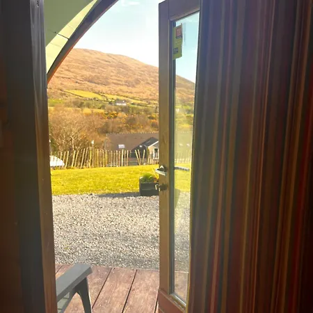 Rostrevor Mountain Lodge - Glamping Pods - Revive Sauna & Hot Tubs Esterno foto