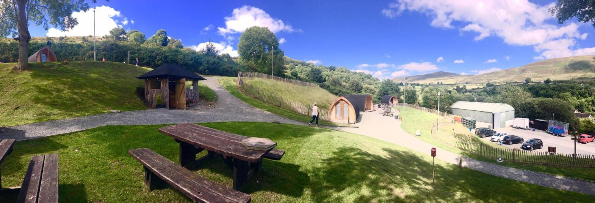 Mountain - Glamping Pods - Revive Sauna & Hot Tubs Lodge