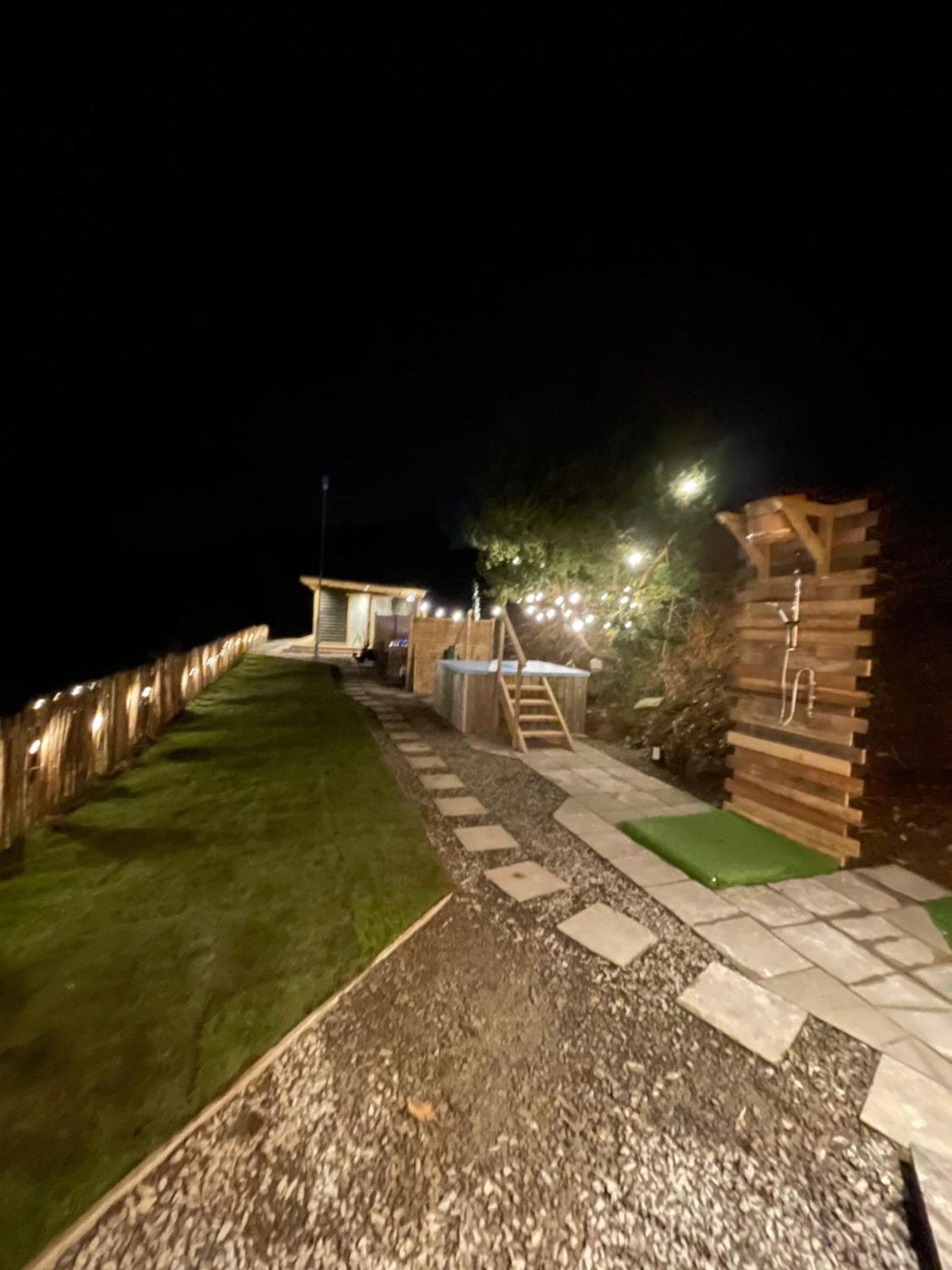 Mountain - Glamping Pods - Revive Sauna & Hot Tubs Lodge Rostrevor